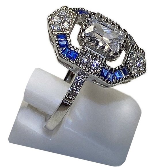 Vintage Estate Inspired Ring - Synthetic Sapphire & Diamonds - Size 6 or 7 - Picture 4 of 7